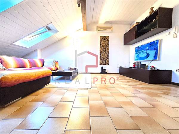 2 locali in vendita a Laives